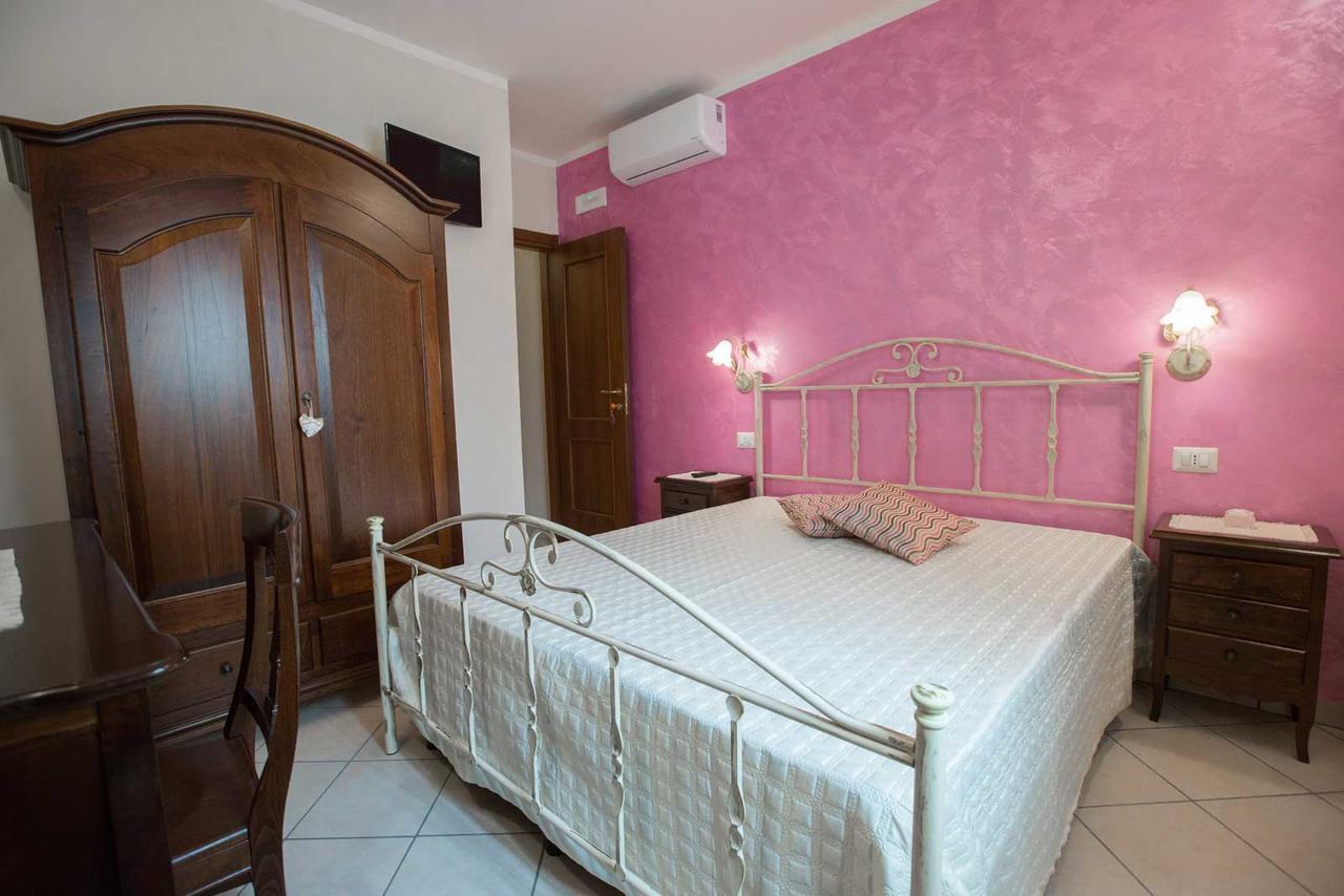 B&B Le Due Gioie Taviano  Exterior photo